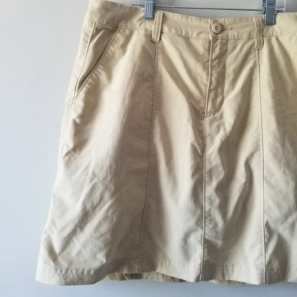 Patagonia Inter-Continental Hideaway Skort 10 - Picture 3 of 11